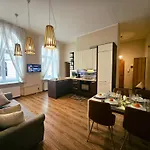 Avocado Old Town Spacious Near Dome Square * Ρίγα