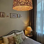 Avocado Old Town Spacious Near Dome Square شقة
