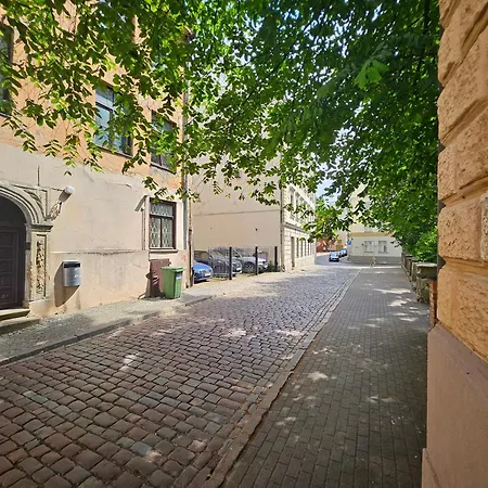 Daire Avocado Old Town 2br Spacious Near Dome Square Riga