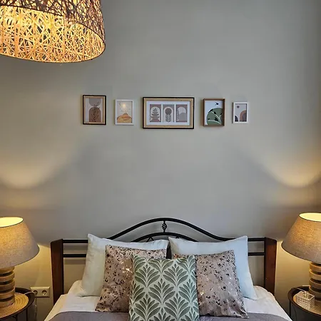 Avocado Old Town 2br Spacious Near Dome Square *