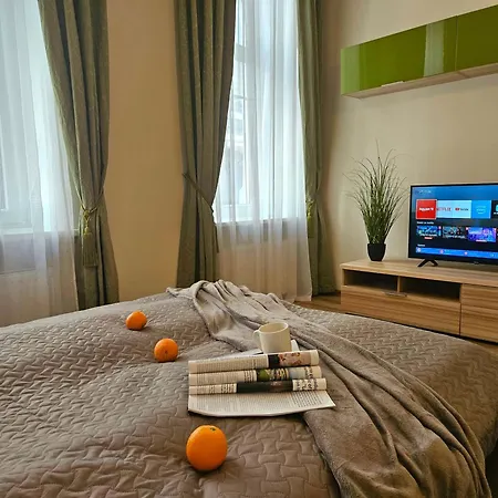Avocado Old Town 2br Spacious Near Dome Square Riga
