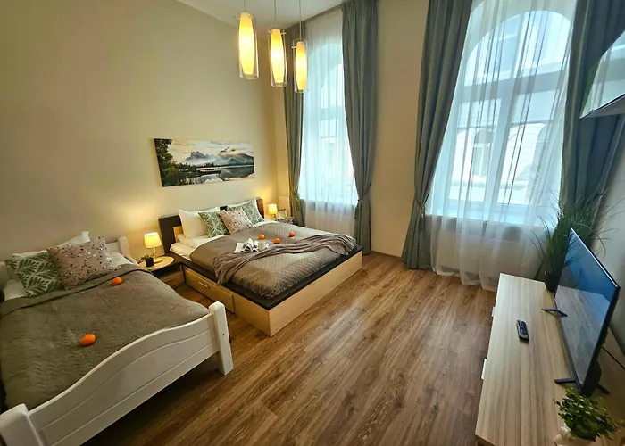 Avocado Old Town 2br Spacious Near Dome Square *