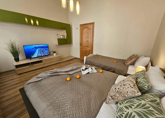 Avocado Old Town 2br Spacious Near Dome Square * Riga