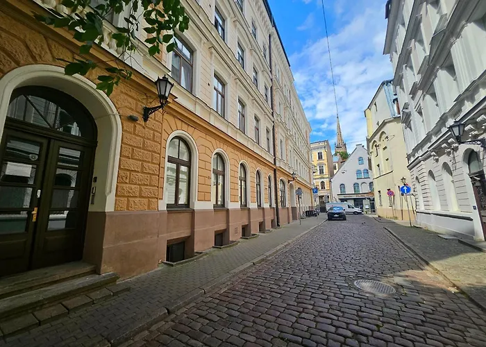 Dzīvoklis Avocado Old Town 2br Spacious Near Dome Square
