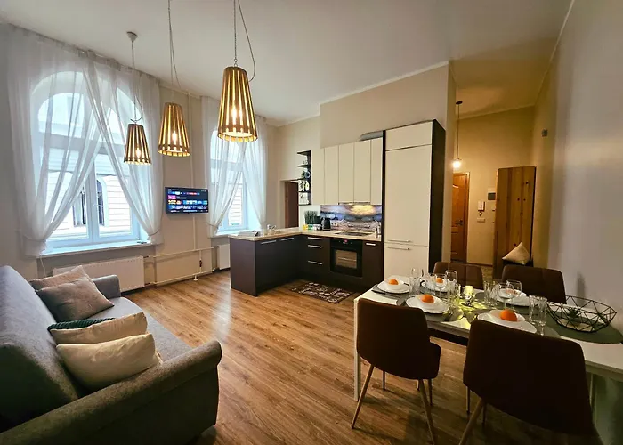 Avocado Old Town 2br Spacious Near Dome Square * Riga