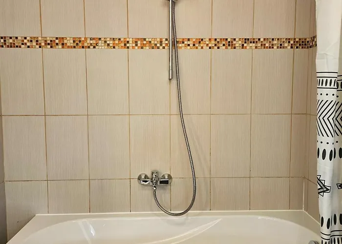 Avocado Old Town 2br Spacious Near Dome Square Riga