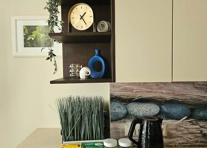 Dzīvoklis Avocado Old Town 2br Spacious Near Dome Square