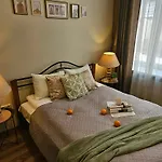 Avocado Old Town Spacious Near Dome Square Apartmán *