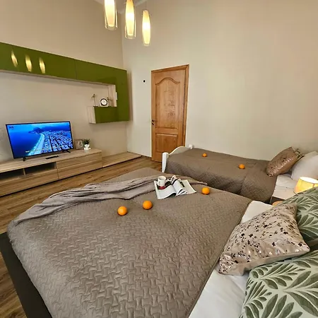 Avocado Old Town Spacious Near Dome Square * Riga
